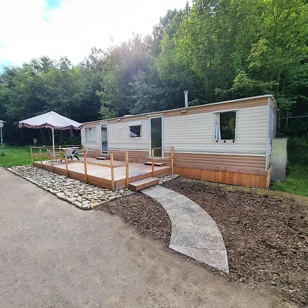 Naturcampingplatz - In Der مكان تخييم